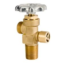 Refrigerant Valve, CGA 660 Outlet, 3/4" Inlet, 450 PSI, 1/4" Inlet Tap, Kel-F Seat